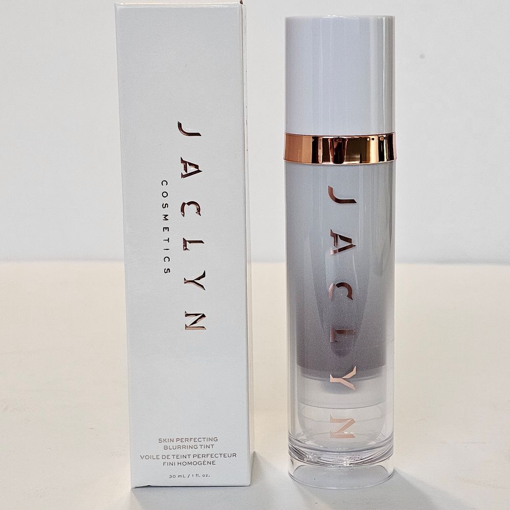 Jaclyn Cosmetics Skin Perfecting‎ Blurring Tint RICH 1 OZ